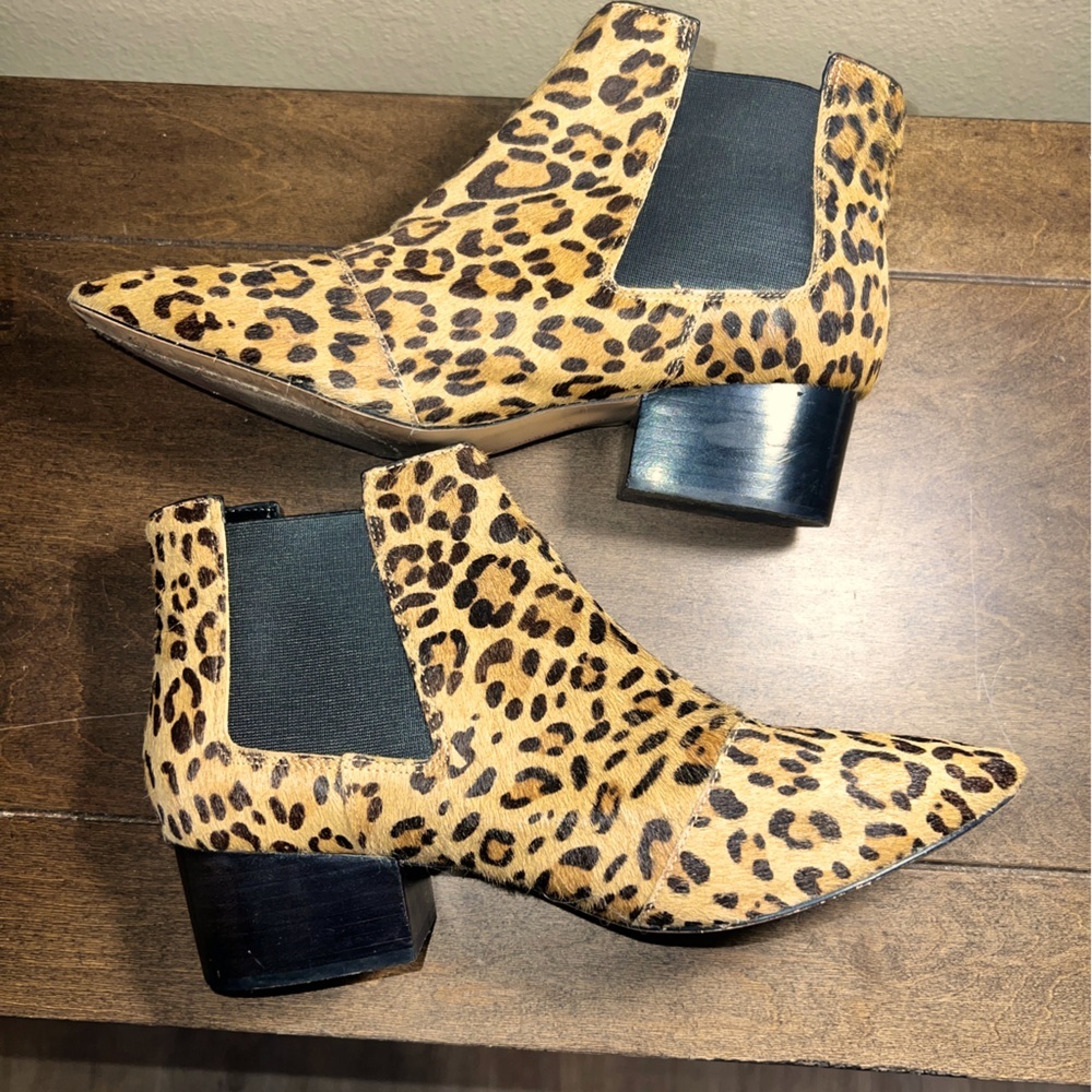 French Connection Size 8.5 cow hair Cheetah printed Booties.Worn Once No Damage - Picture 1 of 7